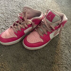 Jordan Sneakers in Pink and White